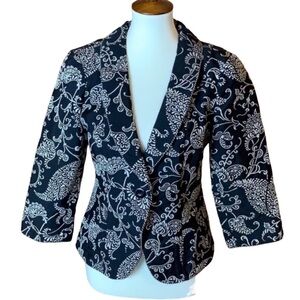 CAbi black and white print blazer jacket Size 6